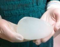 Hydrogel breast implants